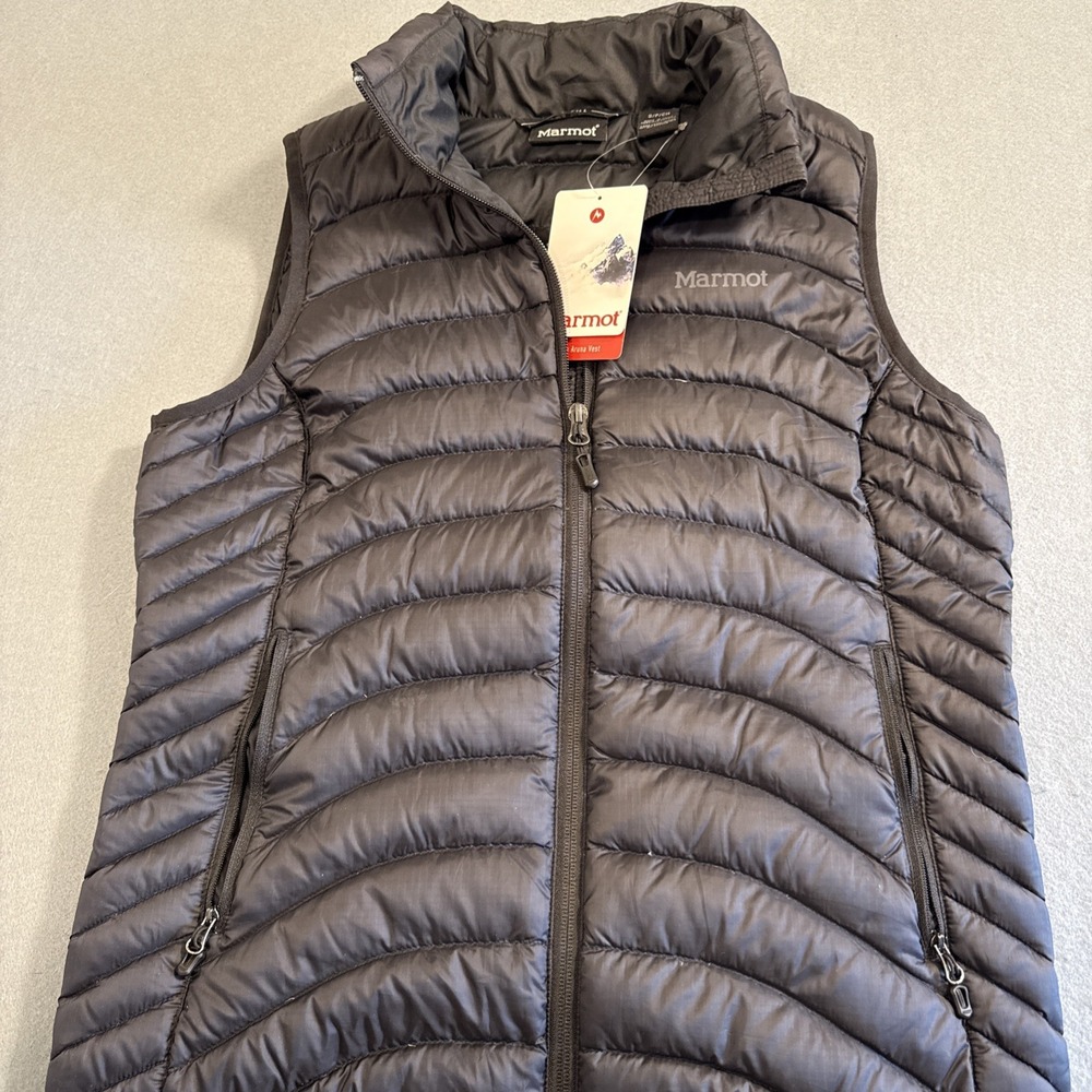VEST DOWN Marmot WOMEN SMALL Aruna NOIR COLOR 600 Fill Water Repellent NWT
